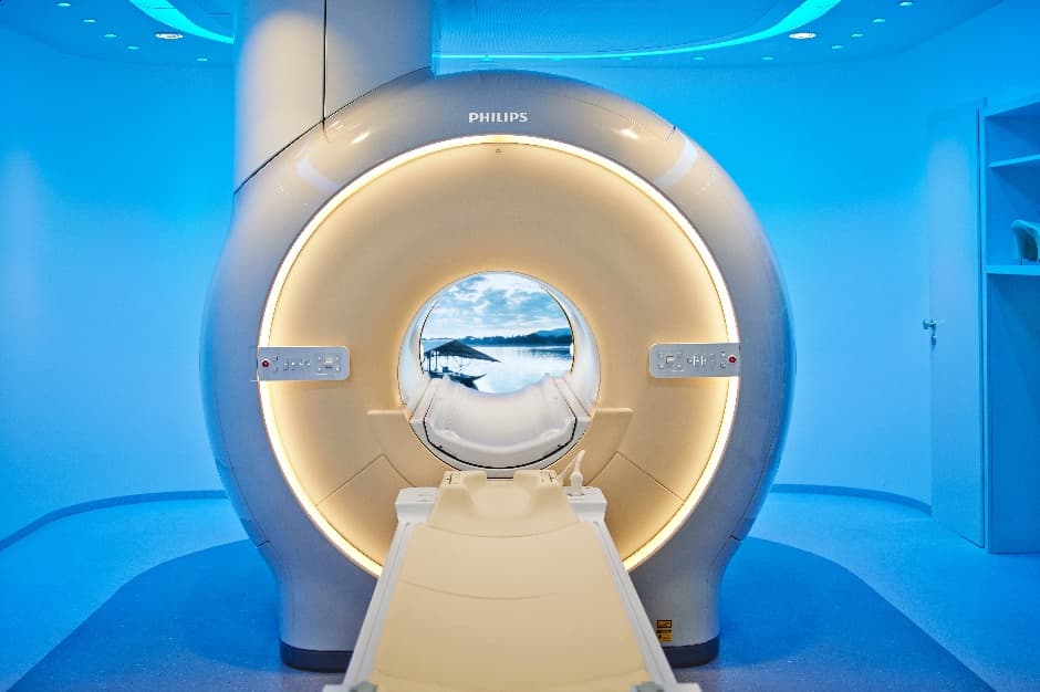 Medical imaging equipment